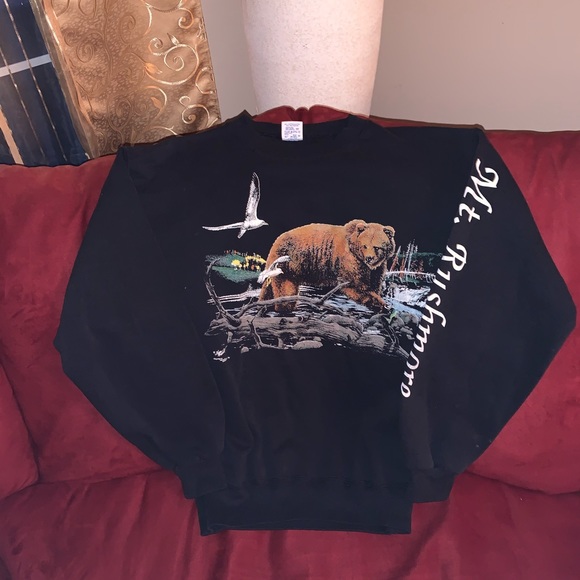 Jerzees Other - vintage mountain Rushmore jerzees pullover shirt